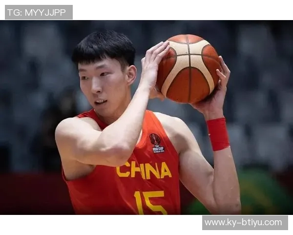 中国男篮世亚预名单公布周琦二胡领衔曾凡博张镇麟入选赵睿落选 中国男篮世亚预名单公布周琦二胡领衔曾凡博张镇麟入选赵睿落选