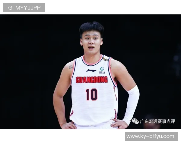 克尼佩尔状态火热近三场场均24分8板三分命中率超高表现引发关注 克尼佩尔状态火热近三场场均24分8板三分命中率超高表现引发关注