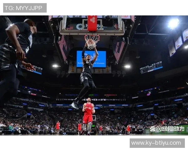 快船队史中仅有的两位单场40分5篮板5助攻且真实命中率超过80的球员揭秘