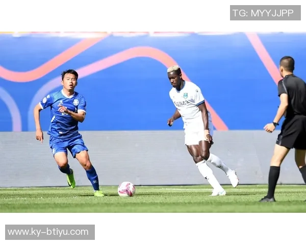 崔鹏谈欧洲足球选材标准强调身体素质国内高水平比赛亟待提升