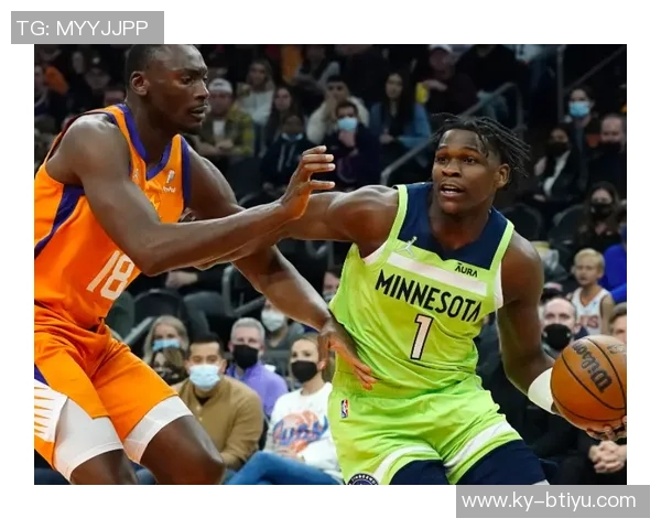 爱德华兹本赛季第12次单场砍下35分5助攻三分球数量领跑联盟其余球员最多仅8次